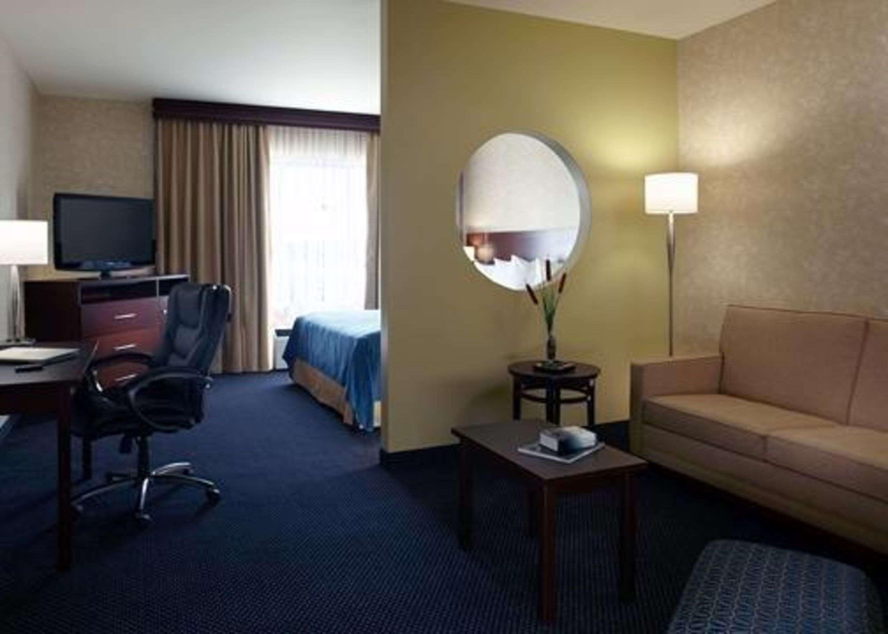 Quality Inn & Suites Brossard Esterno foto