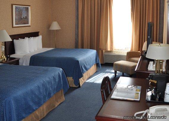 Quality Inn & Suites Brossard Camera foto